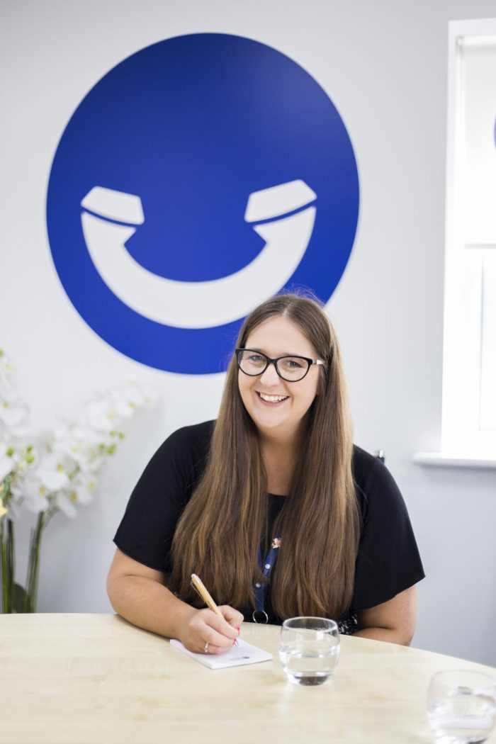 Esther, a phone answering service PA at Face For Business