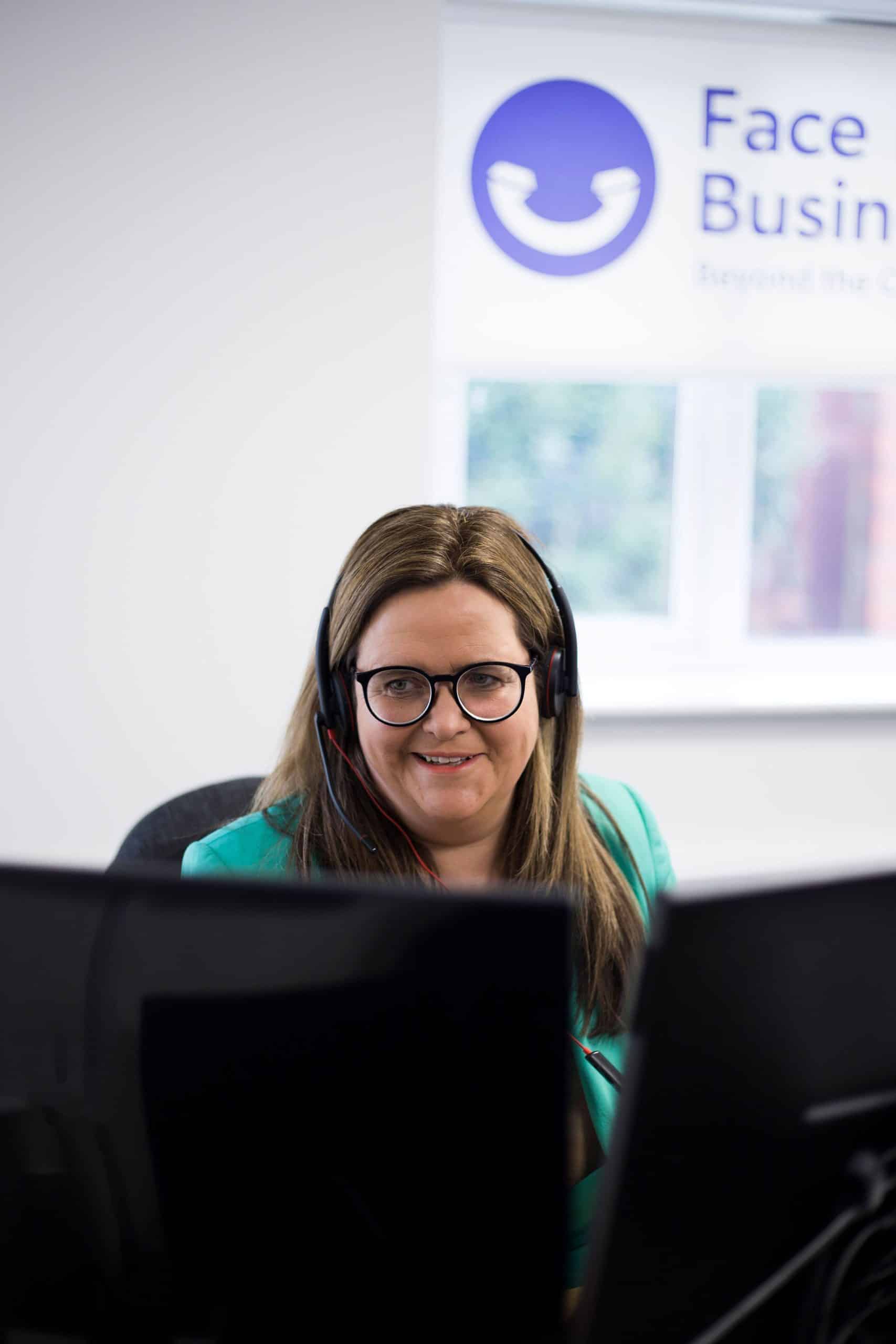 Virtual receptionist answering calls